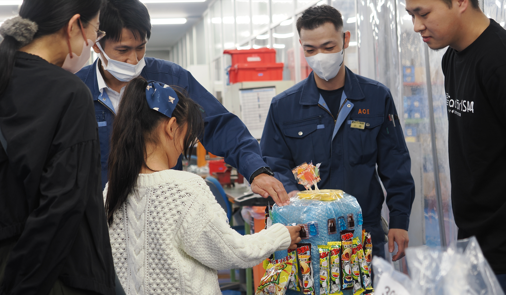 お菓子の山 プレゼント2