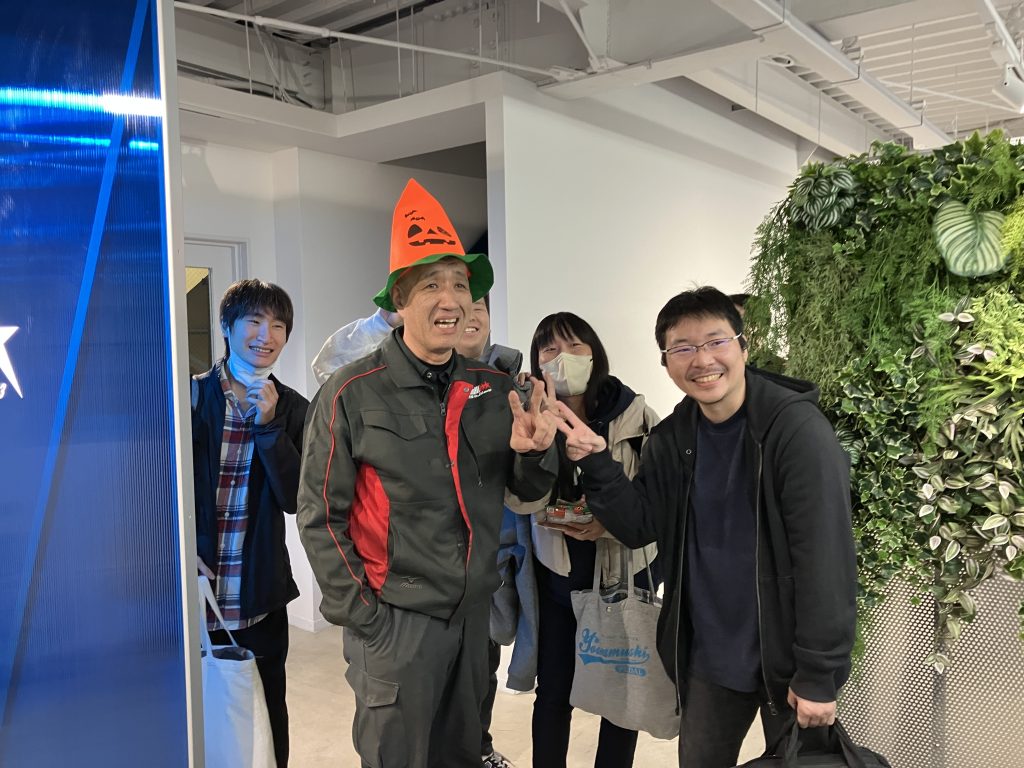 ファクトリズム終了時のスタッフの笑顔