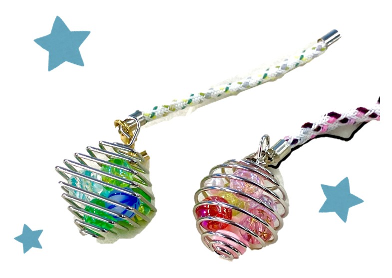 ファクトリズムのワークショップで製作するキーホルダー